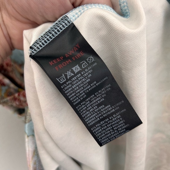 Urban Outfitters Women’s Mini Dress Sateen Floral Small - Picture 8 of 8